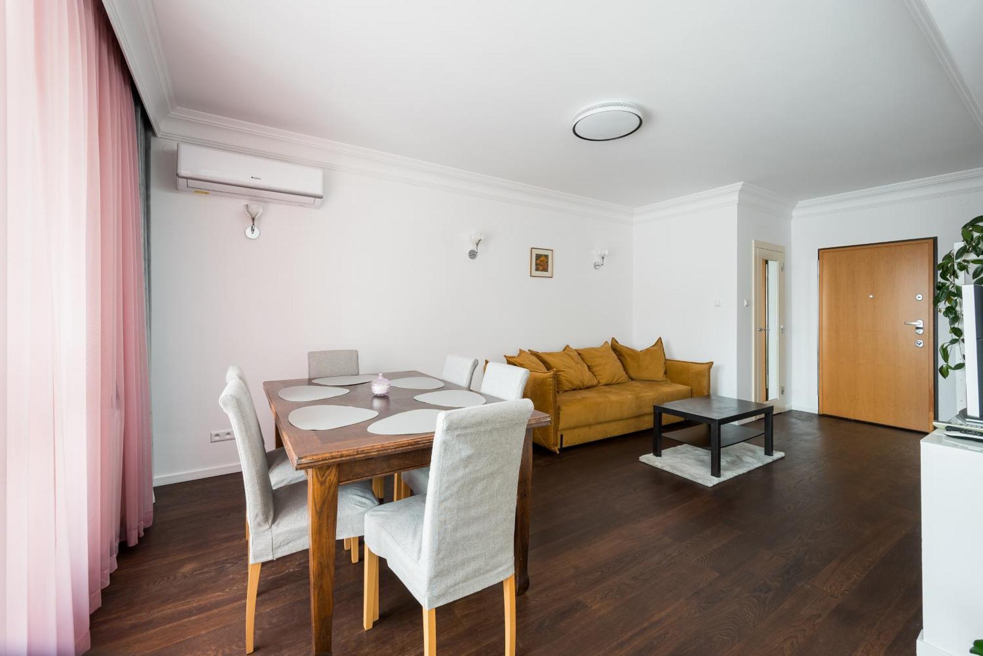 Wiktorska Standard Apartment Warschau